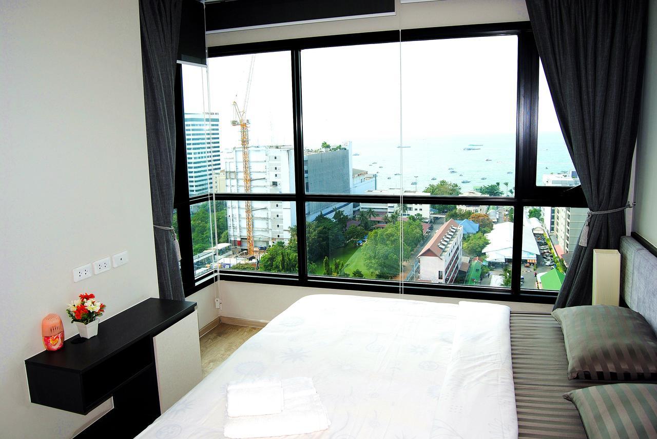 The Base Pattaya Exterior foto