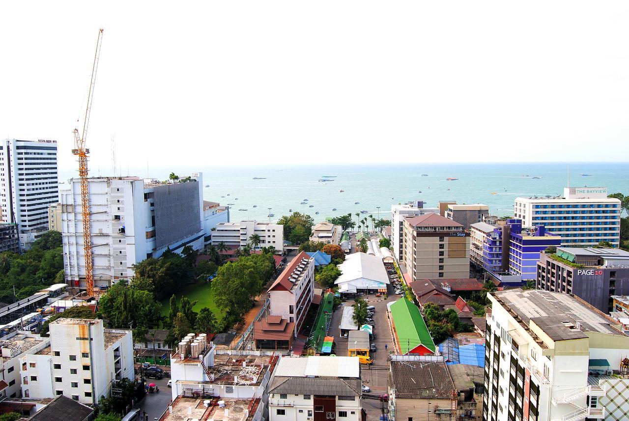 The Base Pattaya Exterior foto
